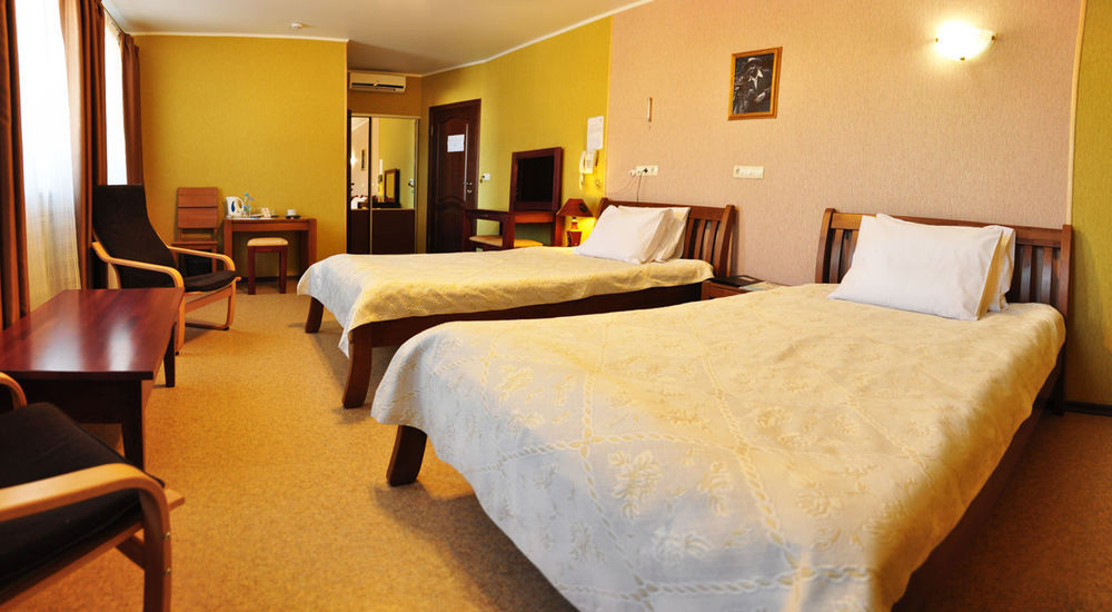 Antwo-Hotel Kharkov Ngoại thất bức ảnh