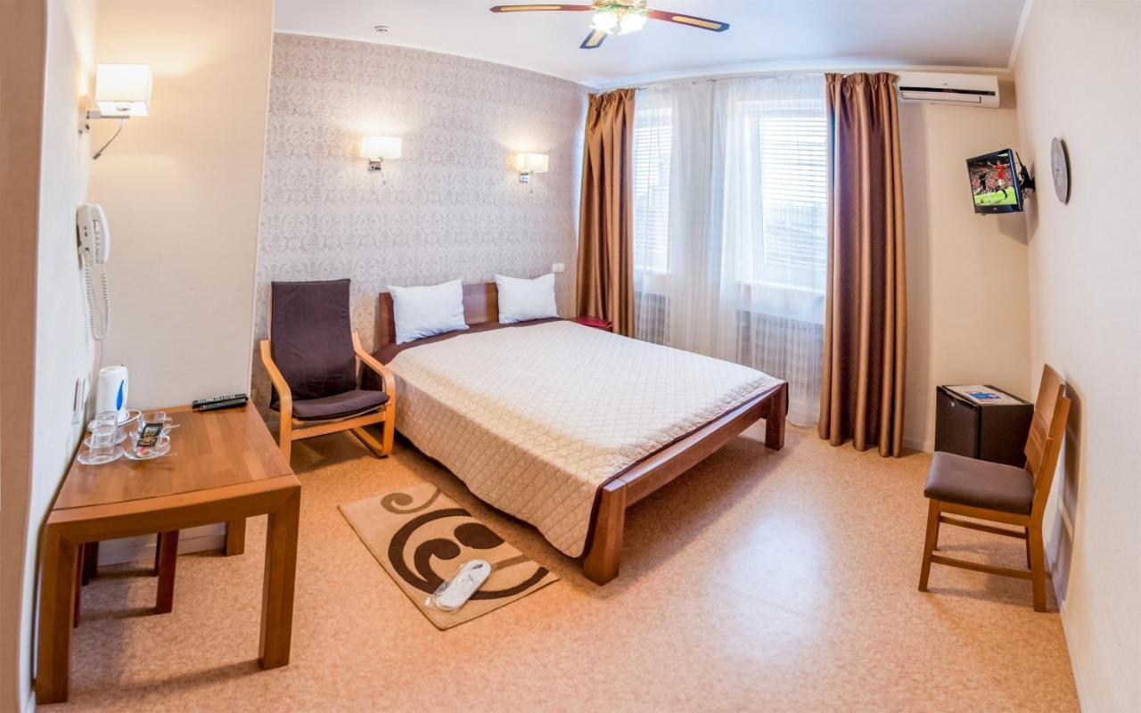 Antwo-Hotel Kharkov Phòng bức ảnh