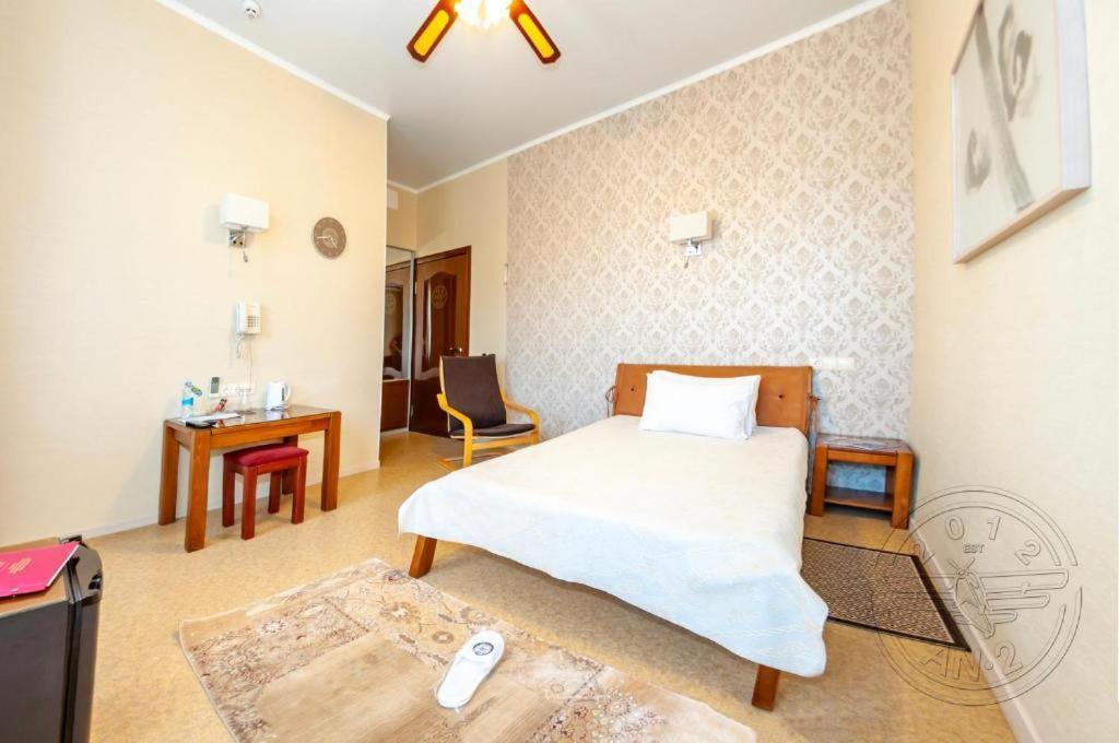 Antwo-Hotel Kharkov Ngoại thất bức ảnh