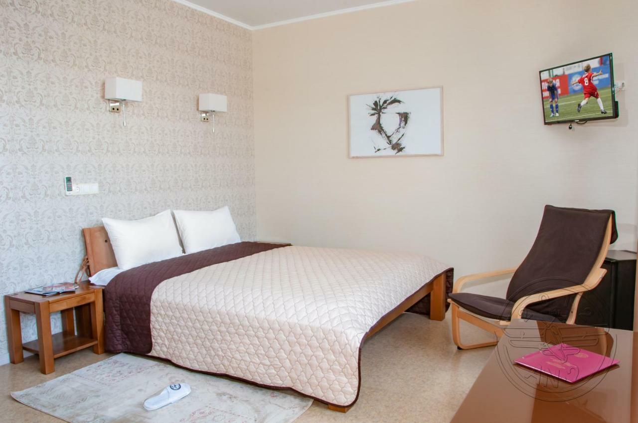 Antwo-Hotel Kharkov Ngoại thất bức ảnh